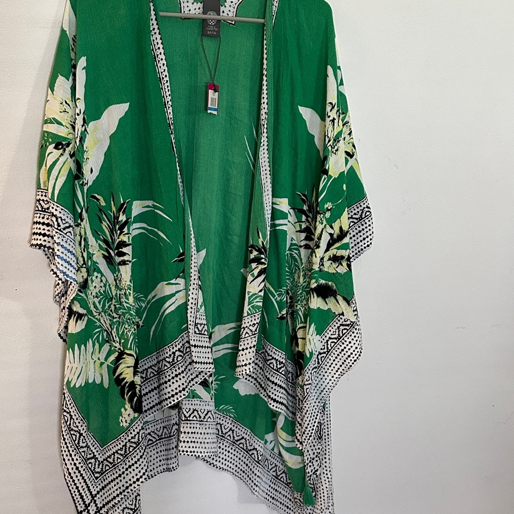 Vince Camuto Green Botanical Print Tunic